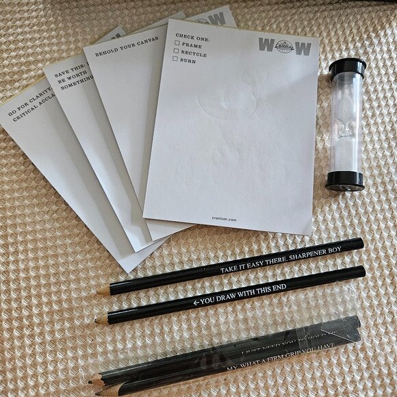 Cranium WOW - Board Game for Adults - Complete - Picture 4 of 15